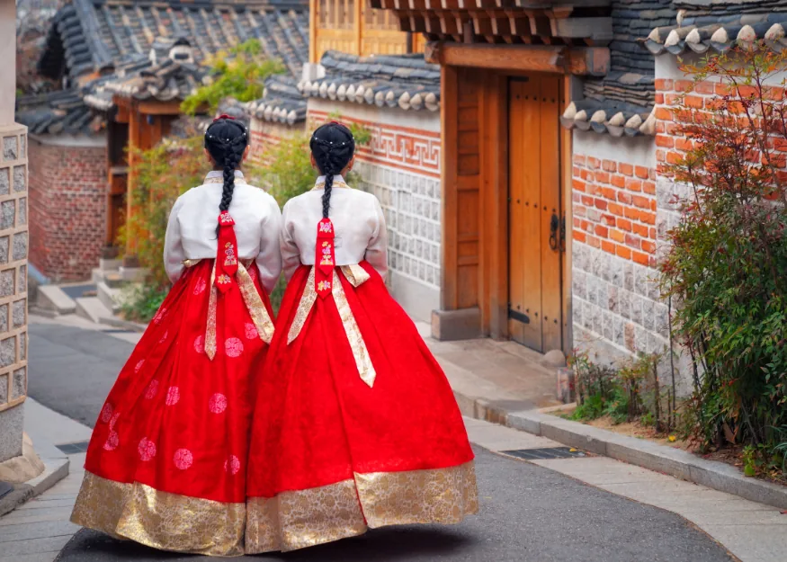 Seoul, girls in hanbok, the traditional dress – Grand Tour of South Korea 2026-27, Guiness Travel escorted tour