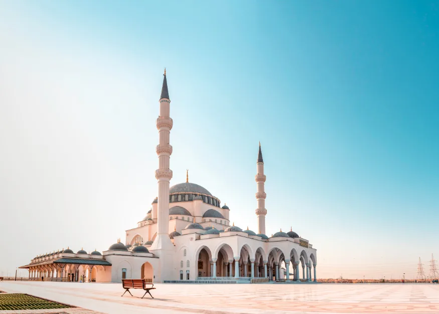 SHARJAH - New Mosque – Grand Tour of the United Arab Emirates 2026-27 "Prestige", Guiness Travel escorted tour