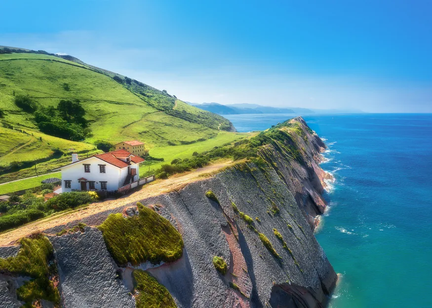 SAN SEBASTIÁN – Tour of Northern Spain 2026-27, Guiness Travel escorted tour