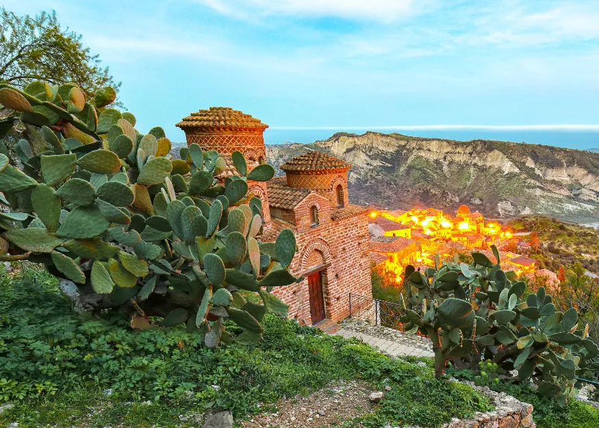 Tasting Calabria 2026-27 – Guiness Travel escorted tour