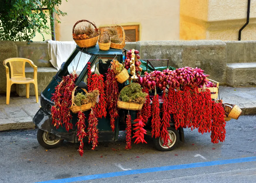 TROPEA - Peperoncini calabresi – Tasting Calabria 2026-27, viaggio organizzato Guiness Travel