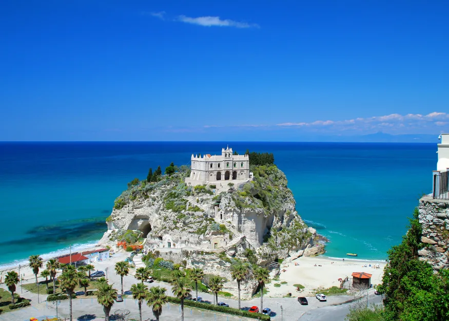 Grand Tour of Calabria & the 5 Senses 2026-27 – Guiness Travel escorted tour