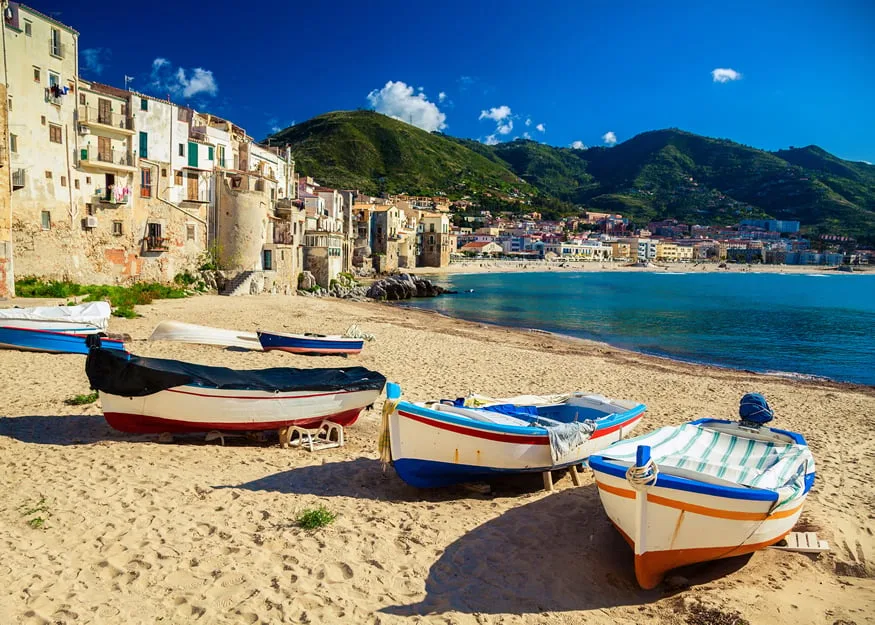 CEFALÙ - The beach – Western Sicily & the 5 Senses 2026-27, Guiness Travel escorted tour